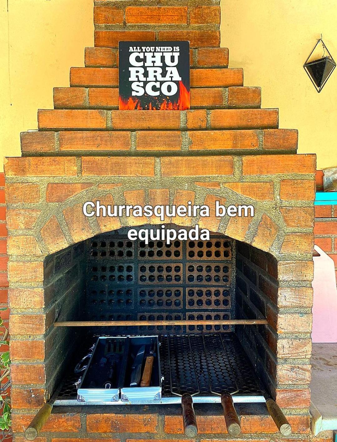 Aconchego De Itaipava - Casa De 3 Quartos, Equipada, Area Kids, Jacuzzi, Pet Friendly, Churrasqueira, Em Meio A Natureza E Proximo Ao Centro Do Bairro Petrópolis Kültér fotó