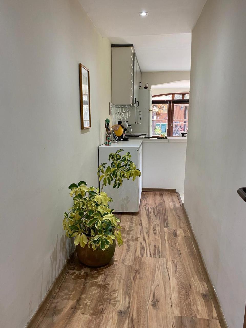 Aconchego De Itaipava - Casa De 3 Quartos, Equipada, Area Kids, Jacuzzi, Pet Friendly, Churrasqueira, Em Meio A Natureza E Proximo Ao Centro Do Bairro Petrópolis Kültér fotó